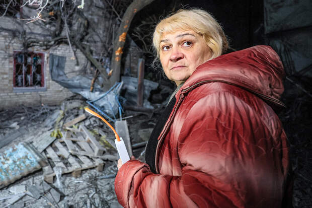 «Хуже, чем в Мариуполе» Дроны ВСУ парализовали жизнь в прифронтовых городах Донбасса. Как выживают там люди?