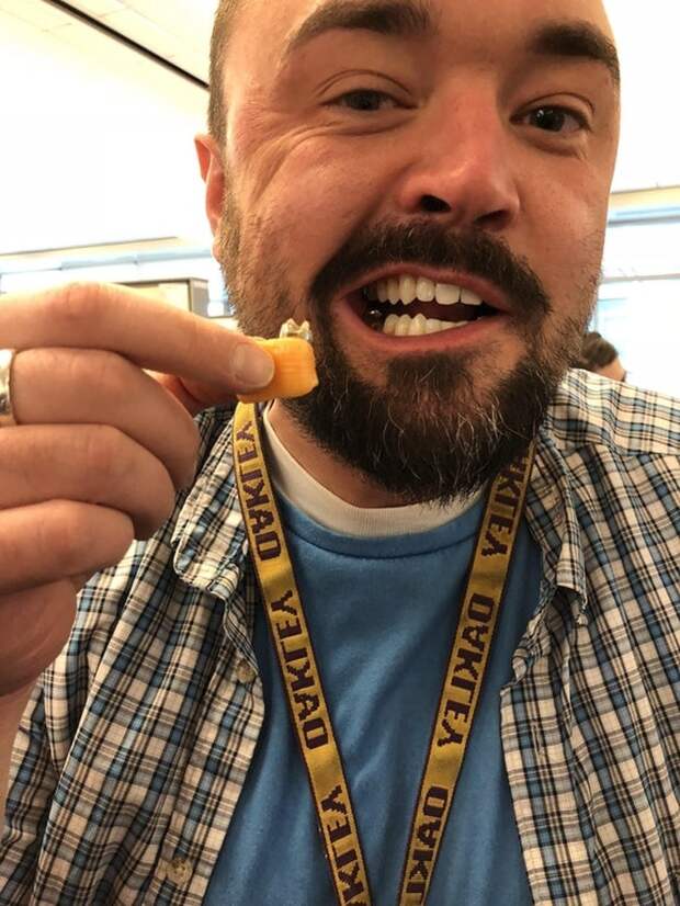 зуб сломался