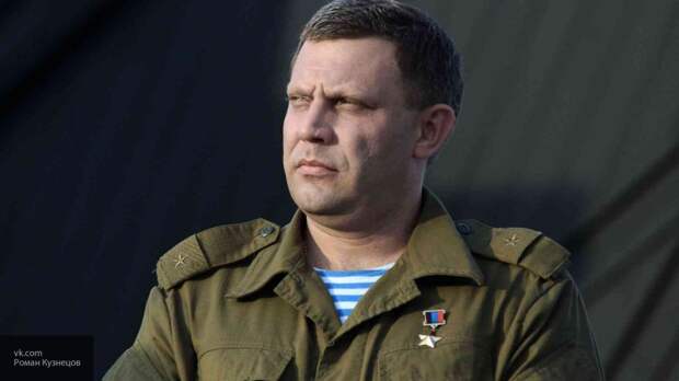 Врио главы ЛНР Леонид Пасечник принял участие в панихиде по погибшему Александру Захарченко