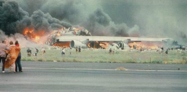 Столкновение на Тенерифе: история крупнейшей авиакатастрофы XX века Boeing 747, авиакатастрофа, канарские острова, остров Тенериф