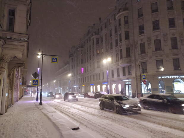 Оговорка губернатора Петербурга об уборке снега вызвала недоумение