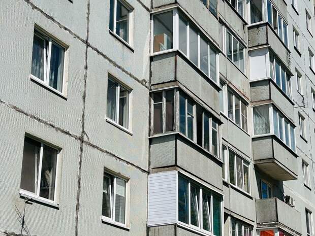 Авито Услуги: в Ленобласти спрос на ремонт балконов вырос почти в 4 раза из-за морозов