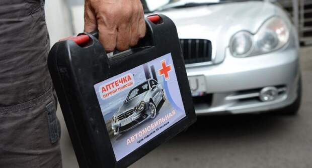 Автомобильная аптечка в 2022 году: состав и штраф за отсутствие