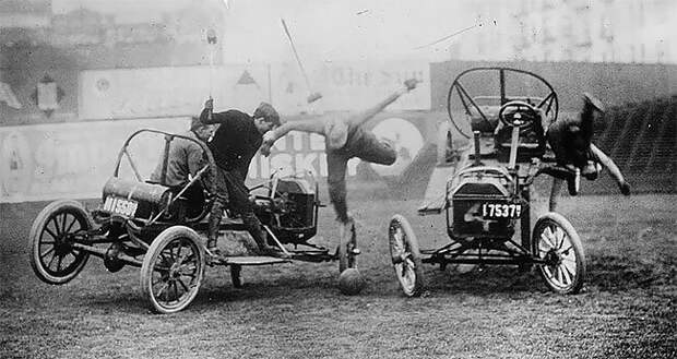 Автомобильное поло: опасная игра для джентльменов на колесах XX век, авто, автомобильное поло, автоспорт, архивные снимки, архивные фото, начало века, познавательно