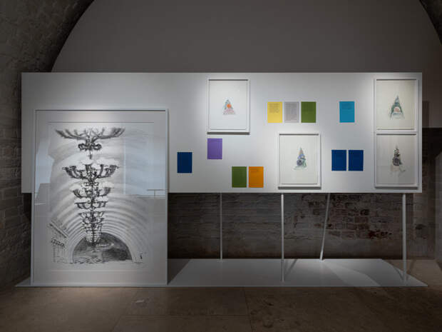 Выставка «С листа» Ольги Чернышевой открылась в Центре современного искусства AZART