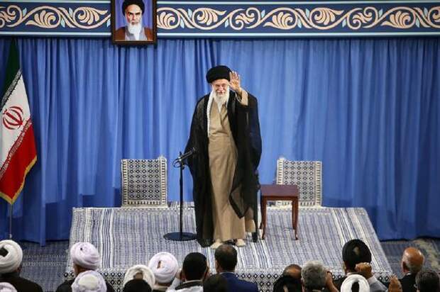 New York Times: ЦРУ многие месяцы следило за перемещениями лидера Ирана Хаменеи