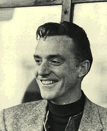 https://upload.wikimedia.org/wikipedia/en/f/f8/Lew_Welch.jpg