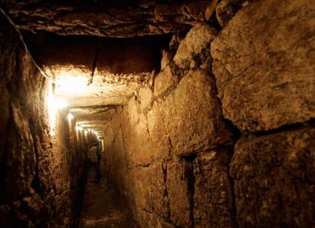 12000-летние подземные туннели реальны и простираются от Шотландии до Турции 