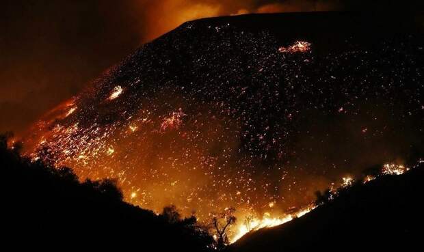 Калифорния в огне: один погибший, 27 000 эвакуированных борьба с огнем, калифорния, лесные пожары, огненная стихия, стихийное бедствие, сша, чрезвычайное происшествие, эвакуация