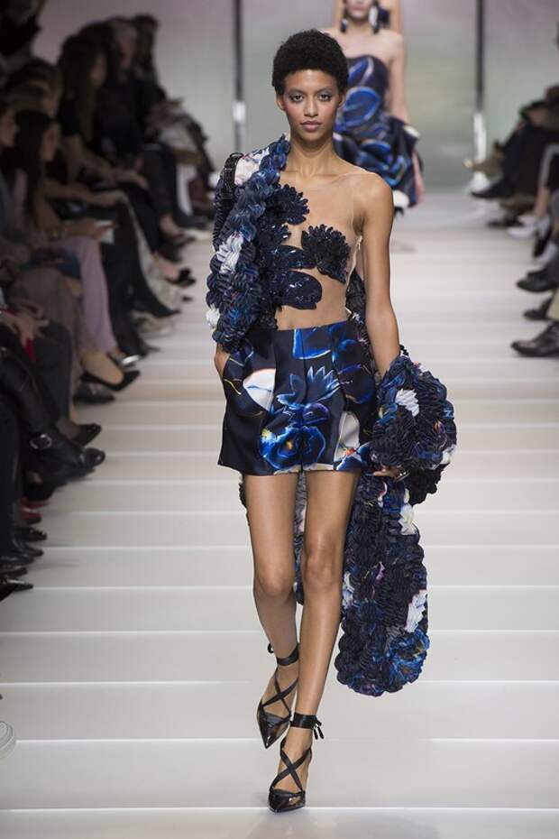 Armani Privé Haute Couture весна-лето 2018