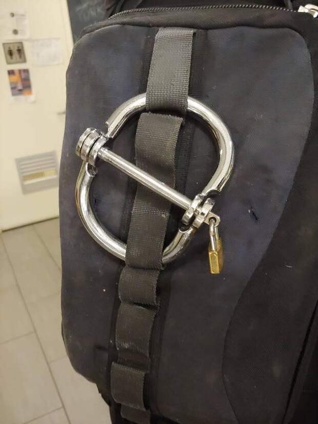 Фотография: 20 странных находок, происхождение которых удалось узнать благодаря Сети №10 - BigPicture.ru