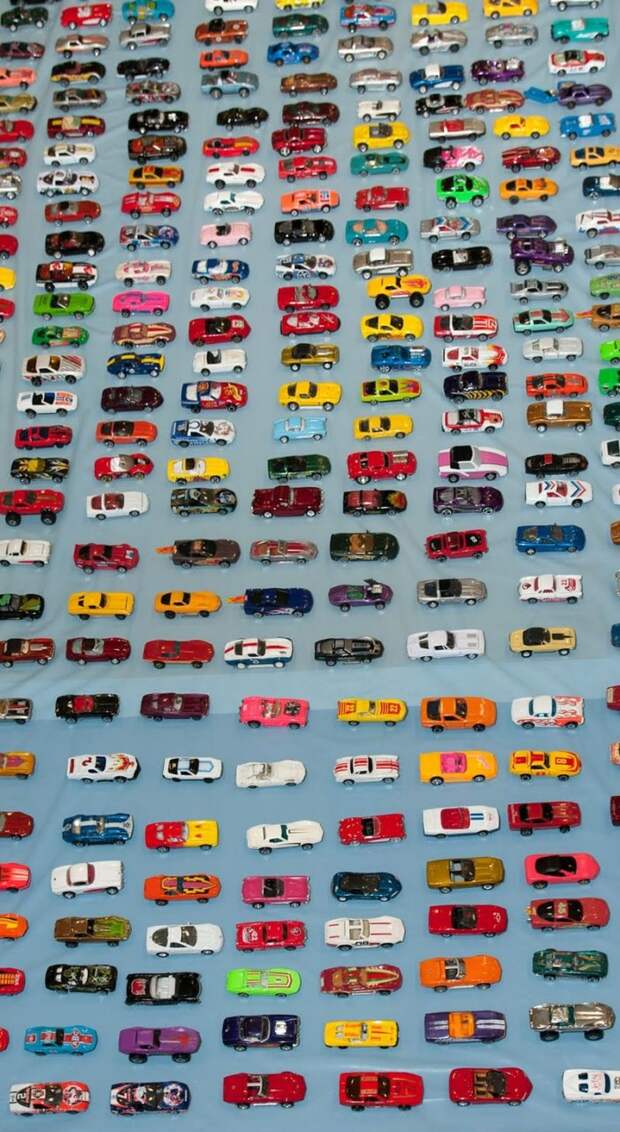 Рекорд Гиннеса - самое большое число вещей марки Chevrolet (4 фото)