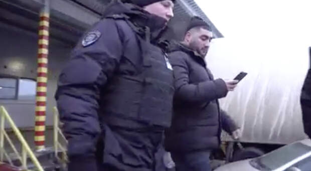 Во время рейда на Софийской овощебазе задержали 15 мигрантов-нелегалов