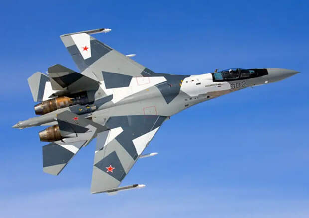 Показаны кадры удара ФАБ-1500 ВКС РФ по базе ВСУ на заводе в Красногоровке