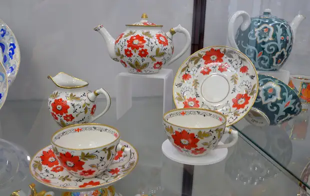 Чем знаменита на весь мир фарфоровая империя семьи Кузнецовых: Дулевский фарфор