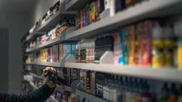 В Госкомиссии поддержали полный запрет продажи вейпов в России