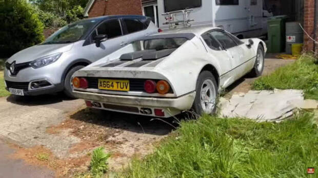 Заброшенный Ferrari, когда-то принадлежавший саудовскому принцу