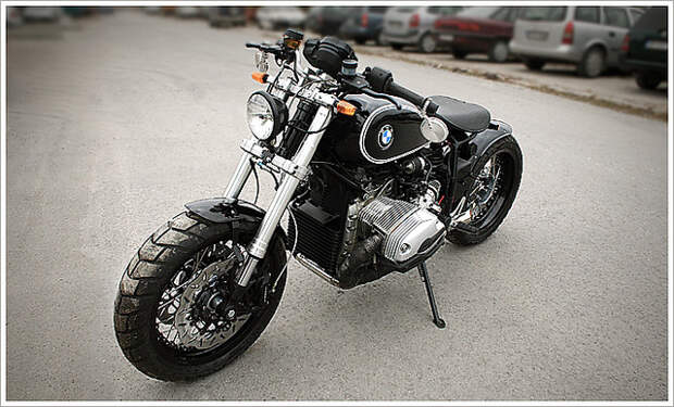 Galaxy Customs BMW R1200R