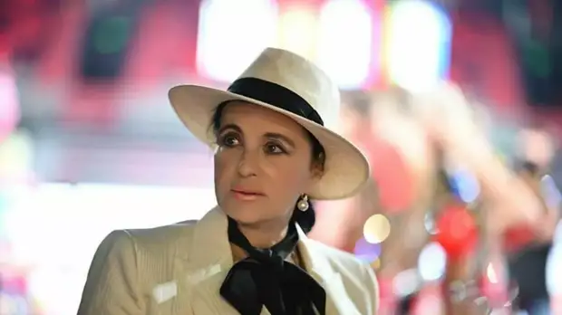 Кафельников: Винер-Усманова сама в состоянии купить автомобили сёстрам Авериным