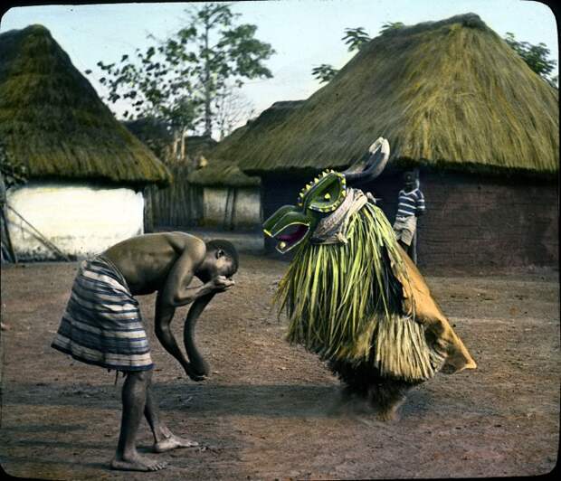 Танец - неотъемлемая часть африканских народов и важный инструмент воздействия на людей.