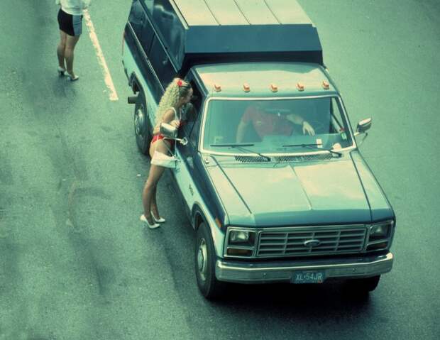«Эй, мистер, хотите повеселиться?» Жизнь проституток Нью-Йорка в 1980-е годы