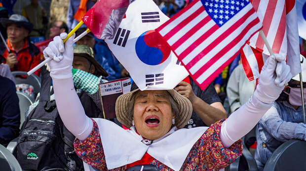 США и Южная Корея обсудили денуклеаризацию Корейского полуострова на фоне ракетных пусков КНДР