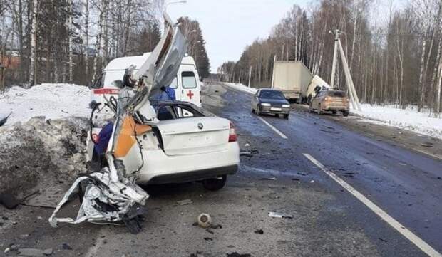 Авария дня. Водитель каршеринга разбился насмерть в Подмосковье