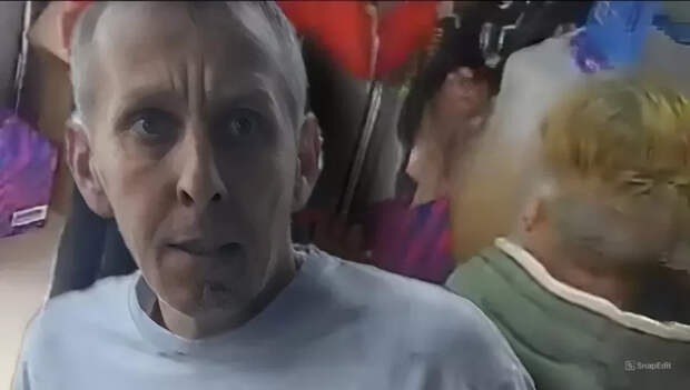 "Я твою голову оторву и твоему отцу под жопу положу!"