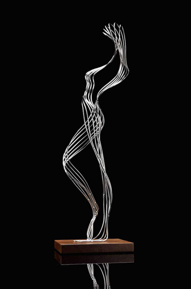 Абстрактные скульптуры Мартина Дебенгама.