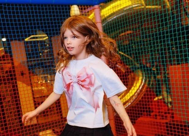 Друзья, батуты и розовый торт для принцессы: Алиса Аршавина устроила дочери роскошное 9-летие без папы