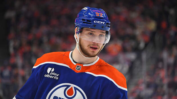Передача Подколзина не помогла «Эдмонтону» одержать победу над «Торонто» в НХЛ