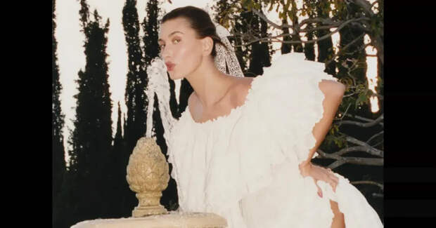 "Люди считают меня стервой". Хейли Бибер украсила обложку глянца и высказалась о хейте в сети