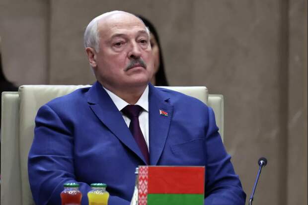 Лукашенко поручил устранить выявленные недостатки в армии Белоруссии