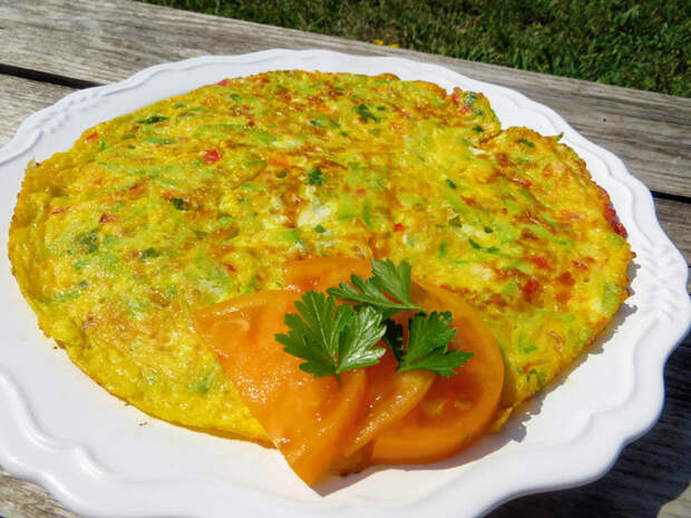 Идеальный летний завтрак - омлет с кабачком и овощами Еда, Вкусно, Готовка, Омлет, Рецепт, Видео рецепт, Другая кухня, Длиннопост, Кабачок, Видео