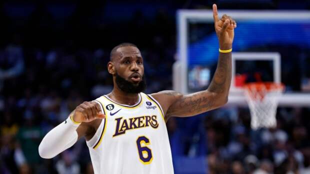 Lakers star LeBron James