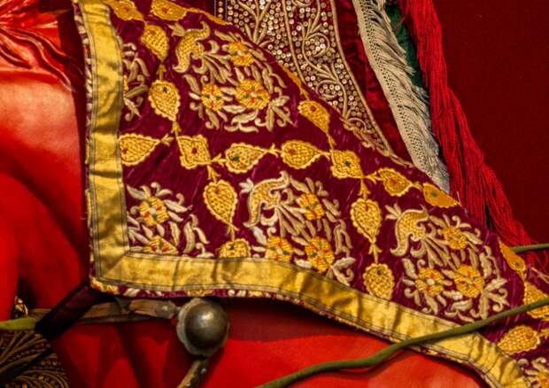 В Этнографическом музее открылась выставка о драгоценной вышивке народов Евразии