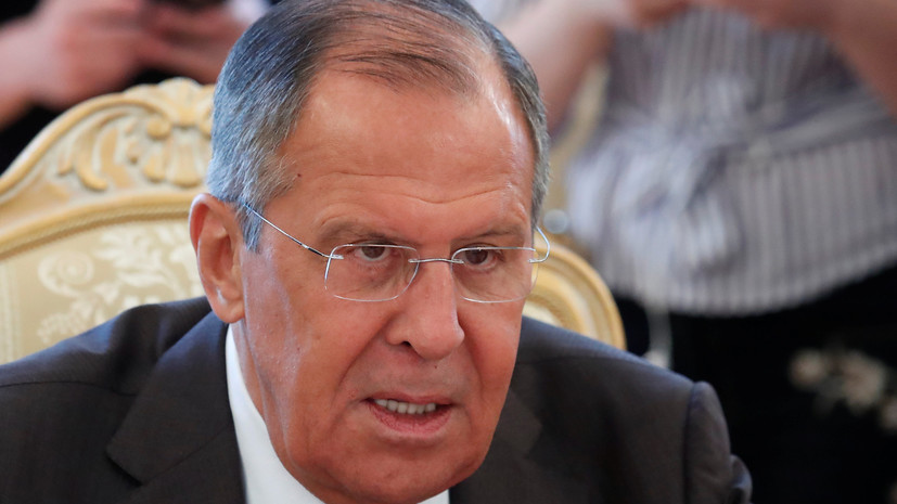 Лавров назвал неприемлемыми действия Украины в отношении российских журналистов