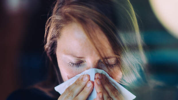 Иммунолог Русанова рассказала, как отличить ОРВИ от аллергии