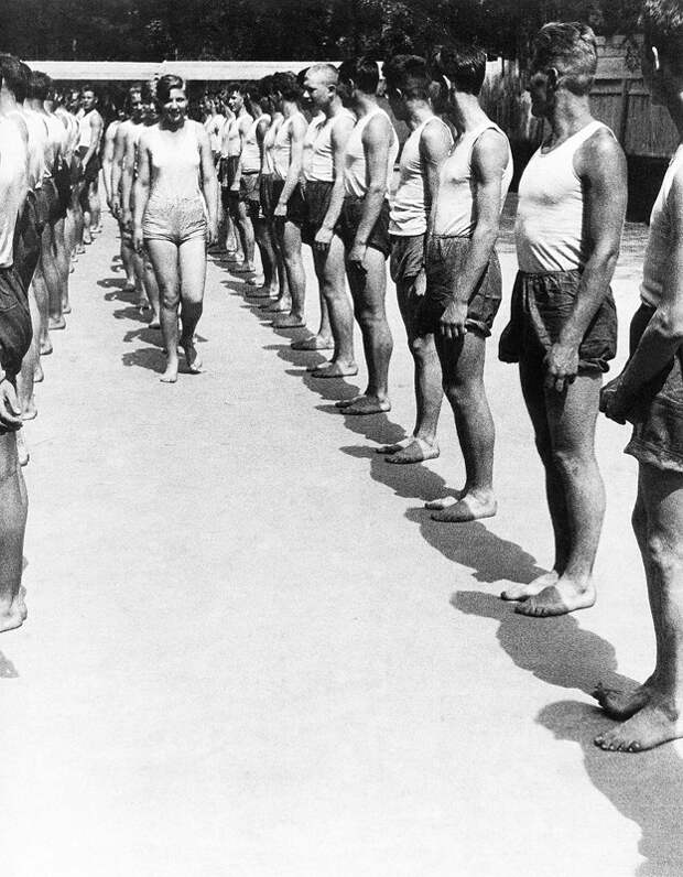Спортсменки, комсомолки, красавицы 1930 х sovietgymnasts15 Спортсменки, комсомолки, красавицы 1930 х
