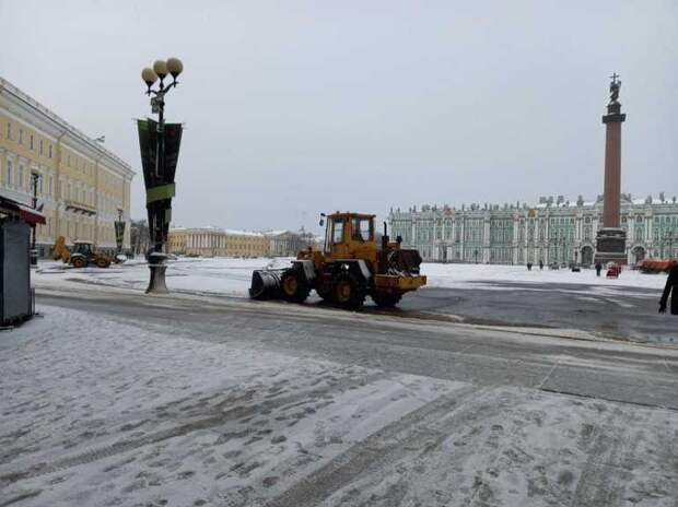 Снег и ветер: какая погода ждет петербуржцев сегодня