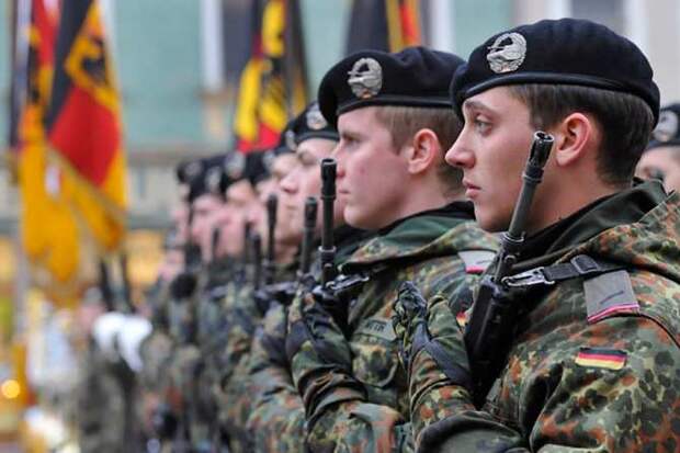 Германии нужно 800 тыс. военных на случай «обострения конфликта на Украине» — но взять их негде