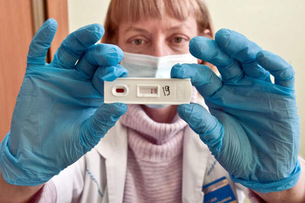 Глава Роспотребнадзора Попова заявила, что Россия делает свои тест-системы