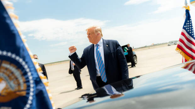 Президент США намекает на применение военной силы против Ирана