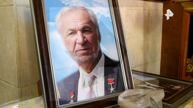 В Тынде простились с легендарным строителем БАМа Варшавским