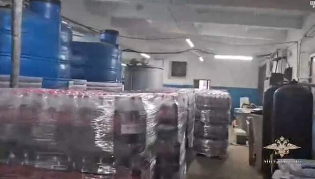 Мигранты без медкнижек делали «липовую» Кока-Колу для Москвы