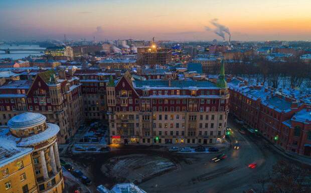 Познаем Петербург