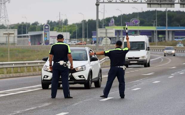 На трассе Нижний Новгород — Саратов водителю стало плохо за рулем