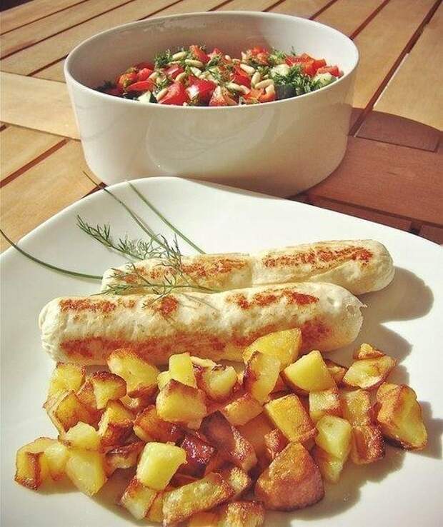 Нежные домашние сосиски из куриного филе