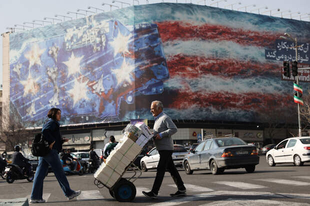 Моджтаба Хаменеи призвал соседей Ирана закрыть американские базы