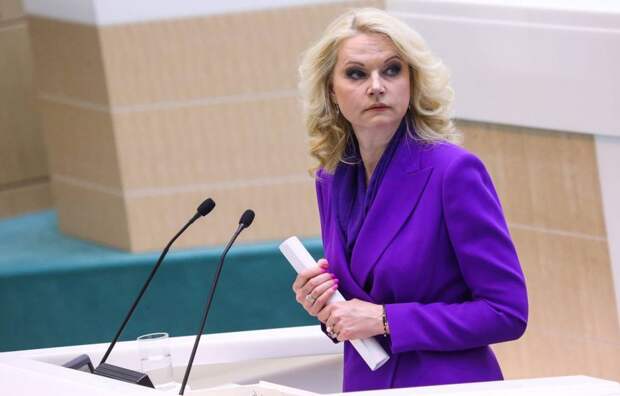 Голикова: регионам нужно ввести новые ограничения из-за коронавируса